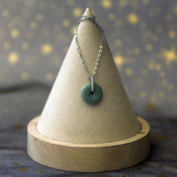 Collier en jade