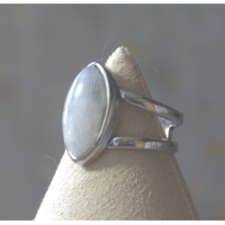 Bague pierre de lune Allongée