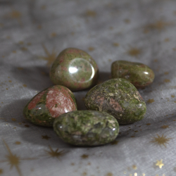 Pierre roulé d'Unakite