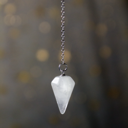 Pendule bébé cristal de roche