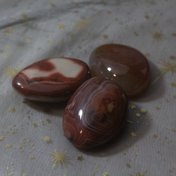 Agate brune