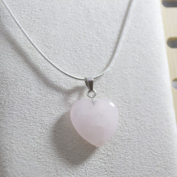 Collier coeur en quartz rose